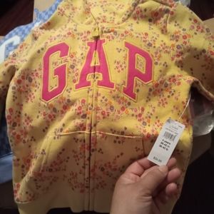Gap sweater kids